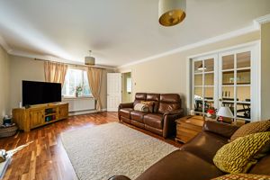 Lounge- click for photo gallery